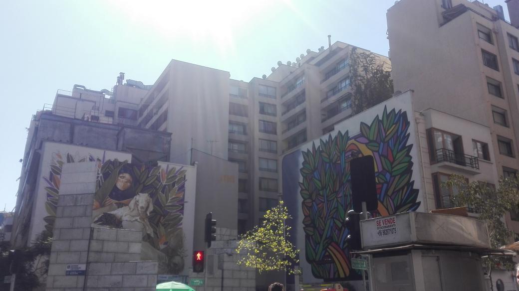 urbansantiago's tweet photo. Buena Mono!!! Se escucha al pasar por #Metro #Bellas Artes,los dos nuevos Murales de #Inticastro y #MonoGonzalez https://t.co/m15HJkSGDP