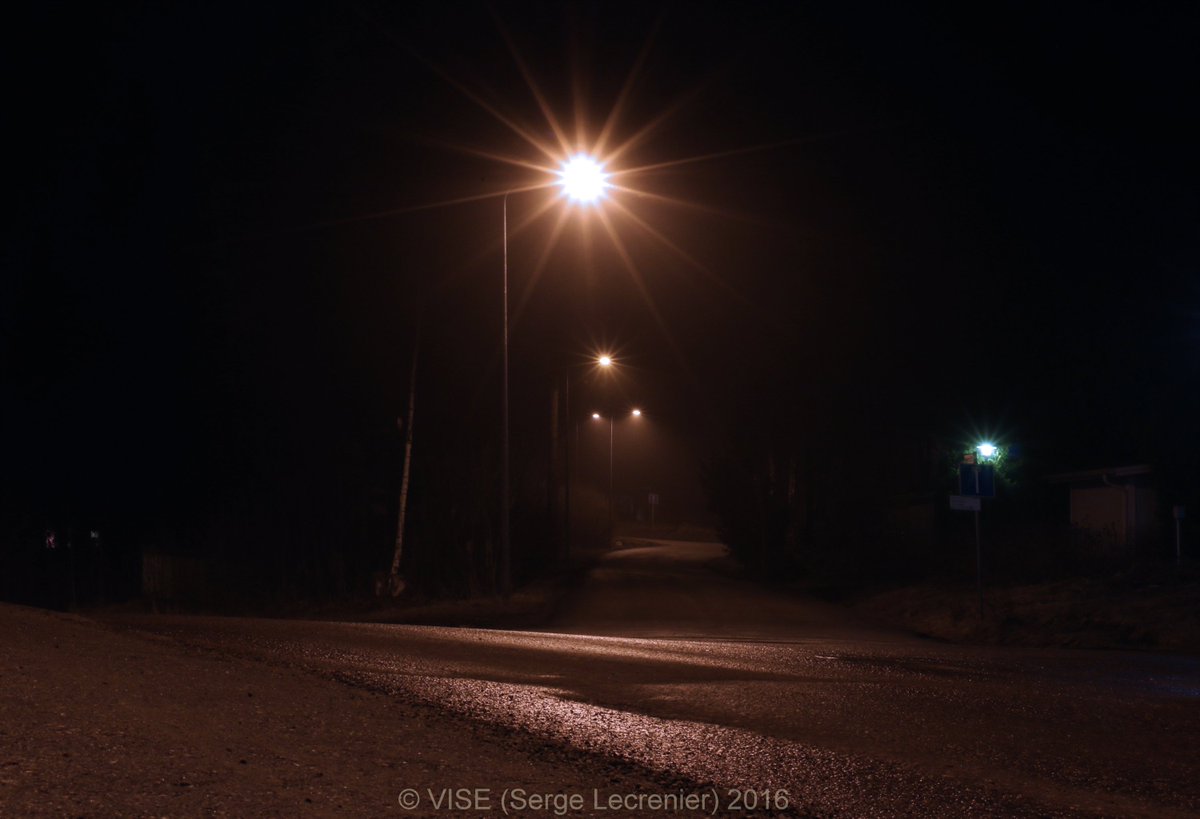 topVISE's tweet photo. 'Night Lights'
Klaukkala, Finland
More pictures on https://t.co/ZUC2pkM8Ju
#nightlights #night #light #loneliness
#pictures #topVISE #fineartphotography #lamppost
#atmosphere #ambience #original
#originalphotography #pictures #photo #photography https://t.co/MZkJUB9MyZ