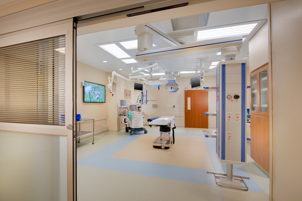 DAVISbuilds's tweet photo. Redefining the construction experience means eliminating patient disruption https://t.co/BIPZjVErMm #HowWeRedefine #HealthcareConstruction https://t.co/6lijjLEnMu
