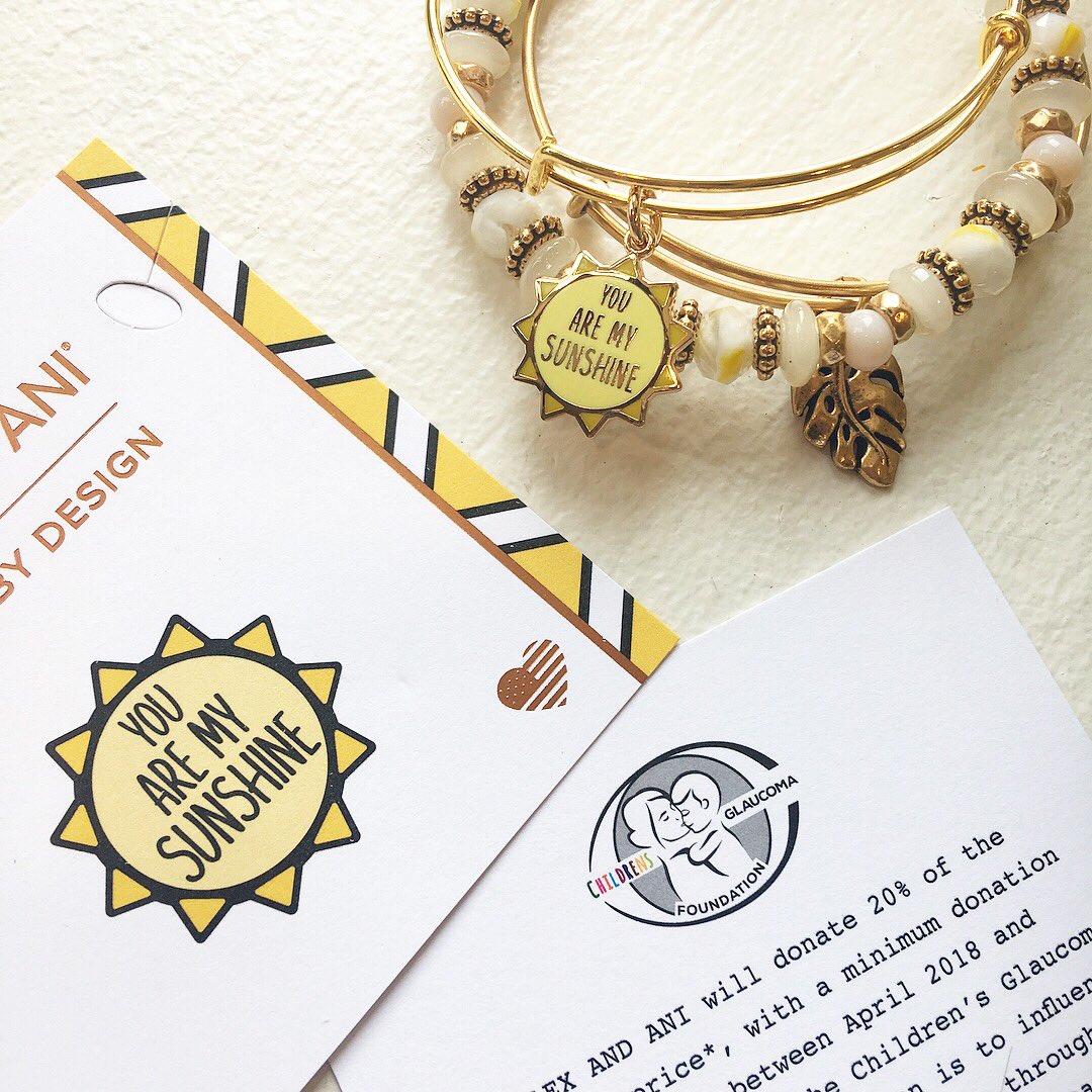 Who is your sunshine on a cloudy day?☀️
•
<a href="/alexandani/">ALEX AND ANI</a> • #youaremysunshine #sunshine #sunshineonacloudyday #pineapple #alexandani #alexandanibracelets #madeinamerica #charitybydesign #charity #swellbottle #belboutique #boutique #local #fashion #shoplocal #maketheirday