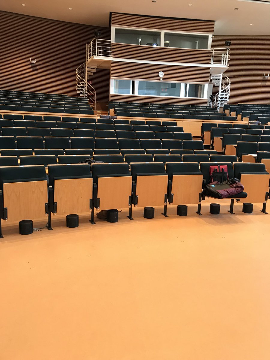 Hannasbox's tweet photo. Snart dags för mig i @gavlestad #techtownEU Passar på att ta bild när alla fikar. @smartsthlm https://t.co/keIsoUd8tw