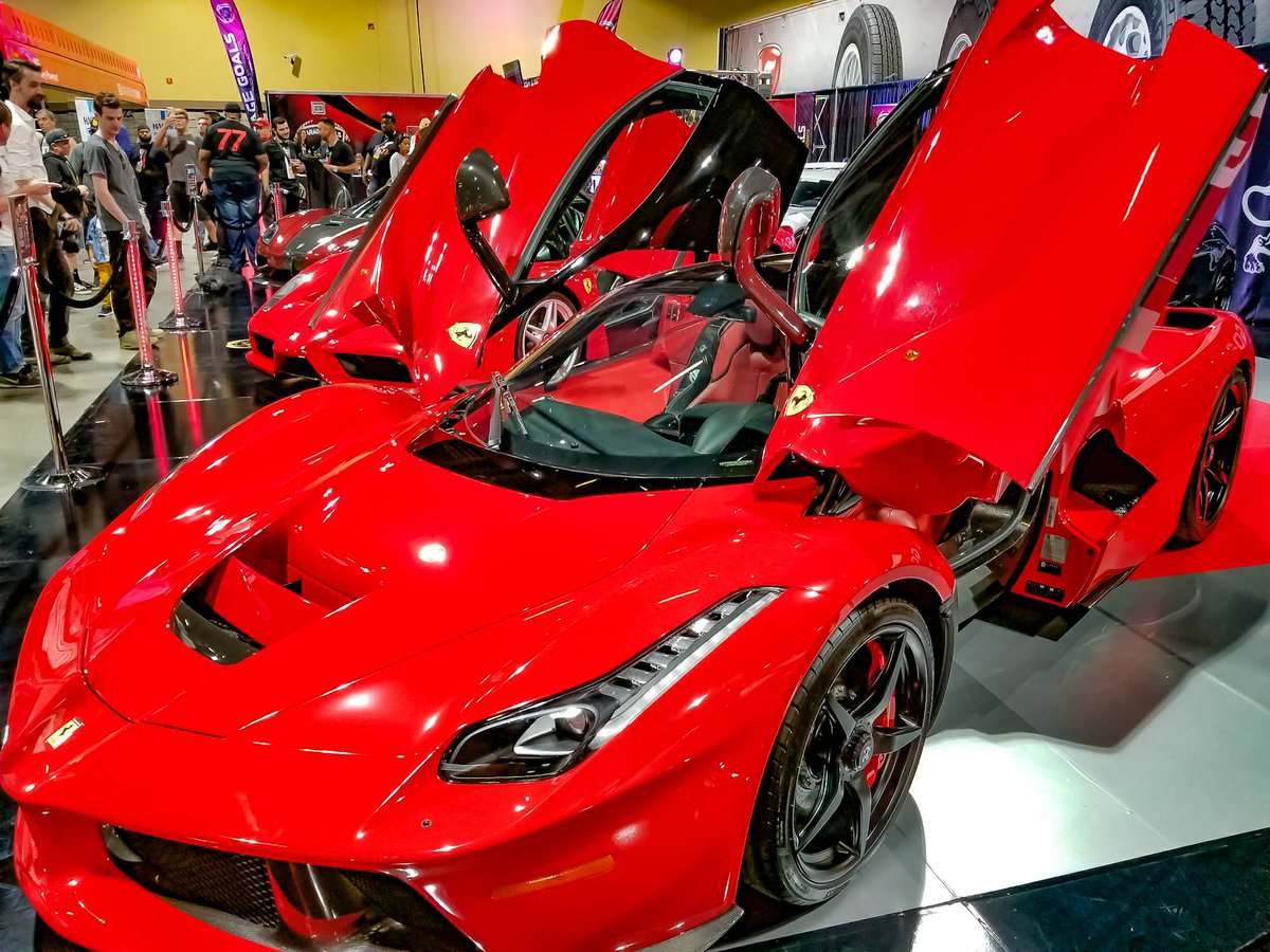 JazeLens's tweet image. Red Out!

.
.
#ferrariworld #ferrarifans #ferraricalifornia #ferrarimotorsport #ferrariclub #laferrari #grandprixweekend #racinglife #ferrarifriday #grandprix #ferrarichallenge #ferrarilife #tgplb #ferrari #tgplb2018 #racing