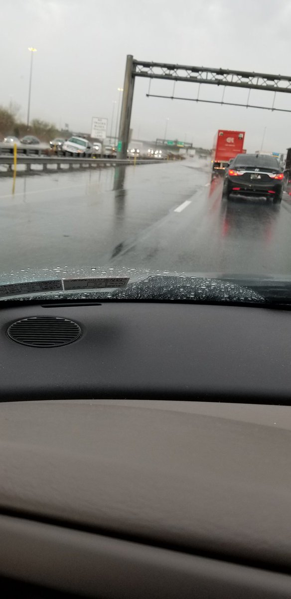 JBernauer48's tweet photo. #Philadelphia get your life vests. 95N at the airport has water up to the guardrail. @6abc https://t.co/5QX4HHs88o