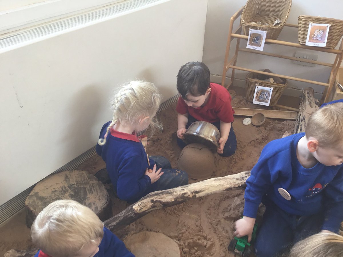 neilston_madras's tweet photo. Indoor sand pit is very popular today. #funinthesand #lotsoflearningopportunities #childledlearning https://t.co/0o1NC4qM4m