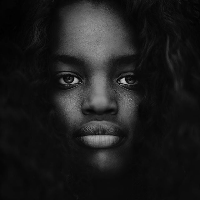 I haven’t had much opportunity to shoot of late, so I’ve been processing some older shots.  #portraiture #portraitphotography #portrait #portraits #portrait_perfection #portraitshots #blackandwhite #monochrome #dark #lowkey #ethiopia #Ethiopian ift.tt/2IYPl3n