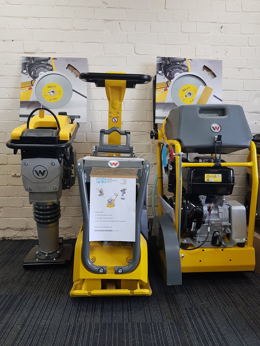 isrgroupltd's tweet image. The full package 0% finance and £450 worth if free blades only @AvonEquipment whilst stock lasts #business #suscess #wackerneuson