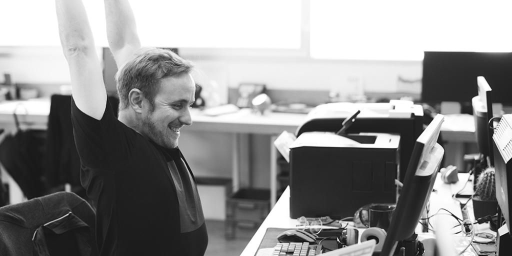 jbspinney's tweet photo. How to Hire a Virtual Assistant: An Entrepreneur’s Guide to Outsourcing &amp; Hiring Virtual Staff #outsourcing @TylerBasu @thinkific https://t.co/gARuoVNM9n https://t.co/9GEeZftAkS