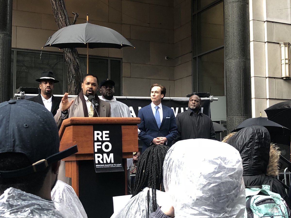 RocNation's tweet photo. “I pledge to you, I will not rest until we reform this system...We need to free Meek!" @SenSharifStreet @MeekMill #Justice4Meek #FreeMeekMill https://t.co/Ny57V8P09m https://t.co/JUsoGnUoMY