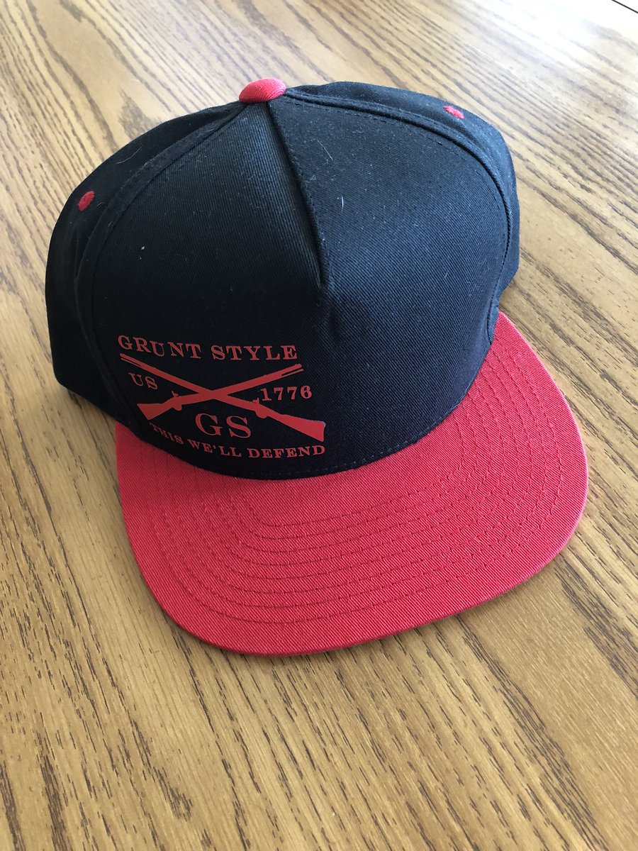 SpencerBoyd's tweet photo. While we wait for the Cup race to resume action from @BMSupdates, I say we go ahead & get our #giveawayMonday started!!
You know the drill 🇺🇸
1) R/T
2) Tag a friend who you’d look way better in this hat then 😂
#NASCAR #giveaway #forthefans #itsbristolbaby #SBswag https://t.co/HVoBKaZ5CW