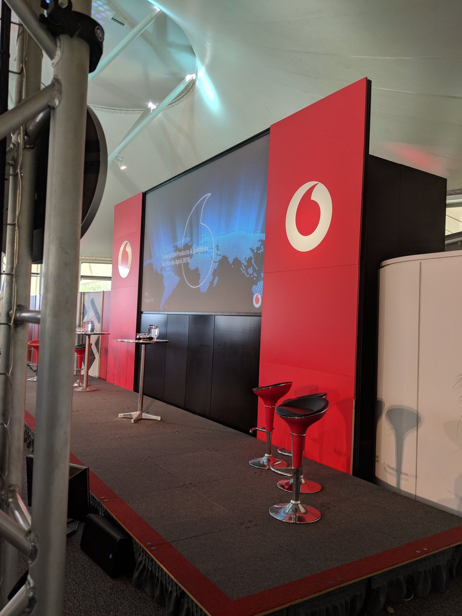Andy_SW18's tweet image. At Vodafone&apos;s Newbury campus and excited to talk about how #Connectedworkspace and @wearemitie fundamentally changing #FacilitiesManagement industry!