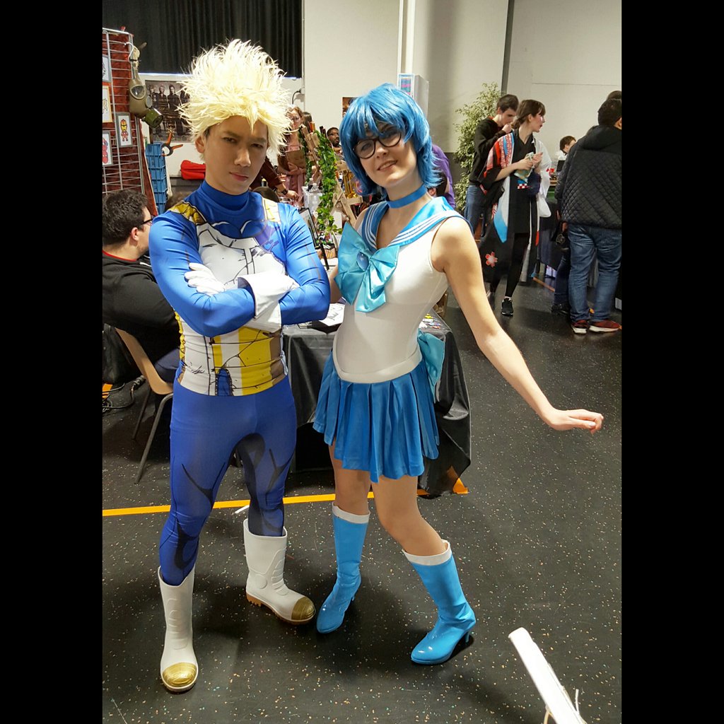 realtanwin's tweet photo. Vegetan et sa Sailor préférée... car il aime le joli bleu 🔵💖 Ne le dites pas à Bulma 🙊

Végetan and his favorite Sailor... because he loves the pretty blue 🔵💖 Don't tell Bulma 🙊

#japanparty2018 #japanparty #cosplay #sailormercurycosplay #vegetacosplay #vegetan #realtanwin https://t.co/hk30eaqQcj