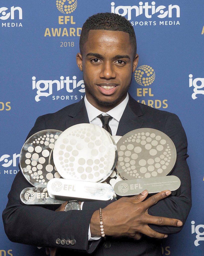 RyanSessegnon's tweet image. All glory to God🙏🏆
Big Thankyou to everyone who voted for me👏
For me to win these awards is a real privilege ahead of some fantastic players !
I want to continue to learn, develop and improve as a player going forward.
Promotion is the target !!!🙏👍 #FFC
@FulhamFC