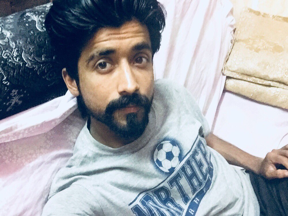 Ahmad_Tirmizii's tweet photo. #Selfii😎 https://t.co/S337y16Vxh