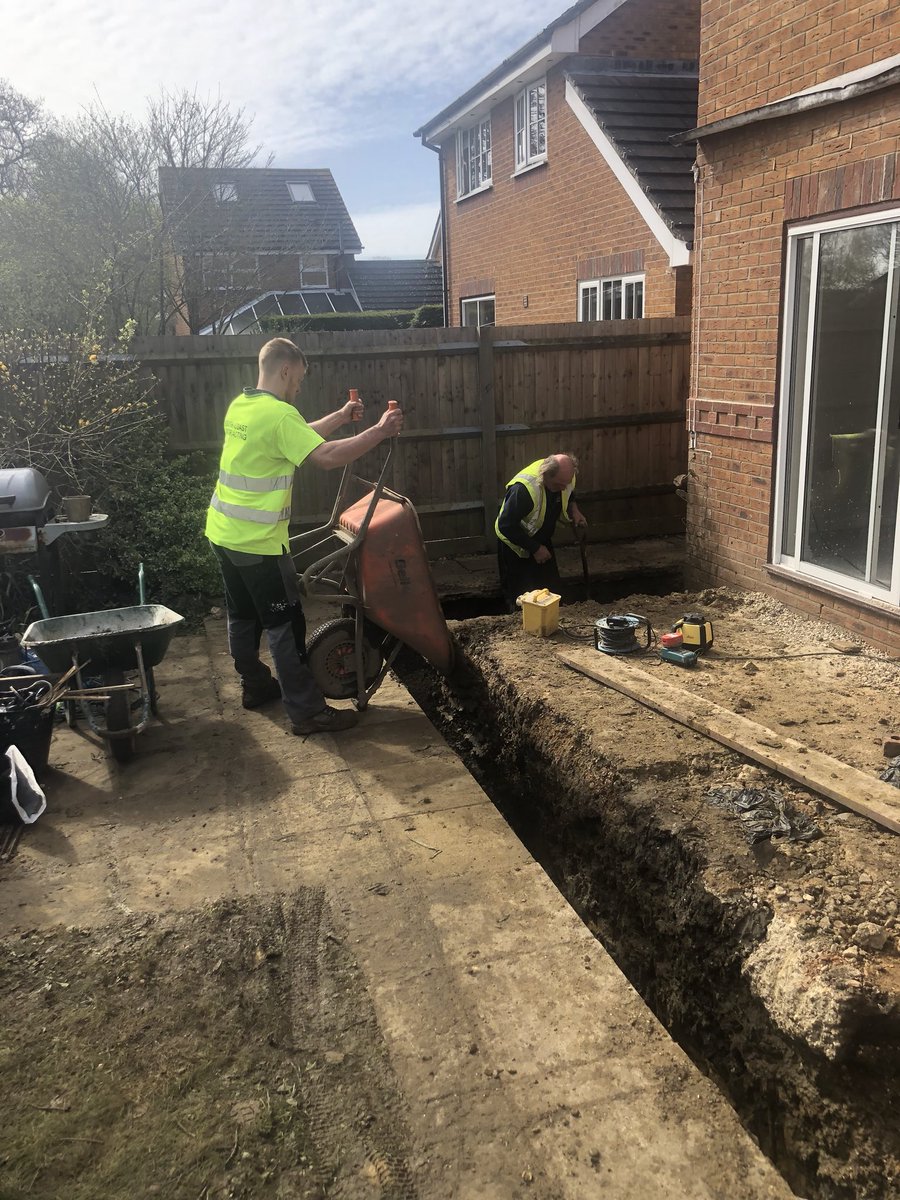 sccbuilders's tweet photo. An amazing 6m3 of concrete was poured into the footings this morning. All ready for the bricklayers to begin on Wednesday https://t.co/2cm2b1ItC5