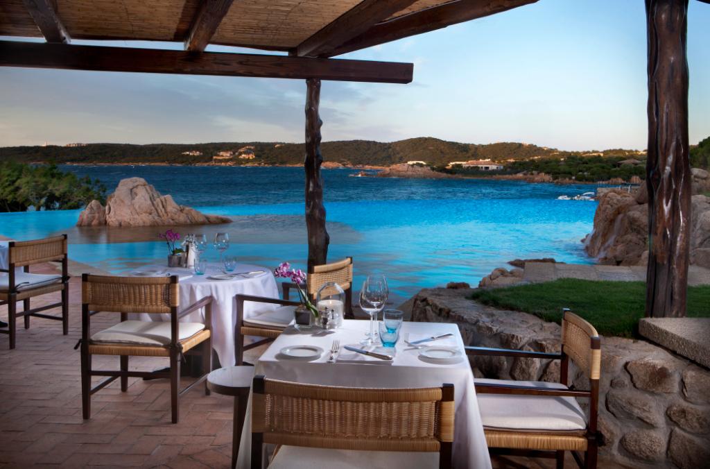 discovercosta's tweet photo. Refining dining experience by the pool at #hotelpitrizza 
#discovercostasmeralda 
#italy #sardinia #costasmeralda #portocervo #hotelcaladivolpe #hotelromazzino #hotelpitrizza #cervohotel https://t.co/KekllwaV5a