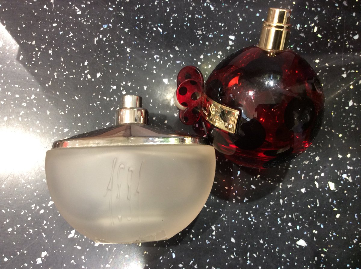 TPSderby078's tweet photo. These fragrances are great to keep in your gym bag for a refreshing end to your workout &amp; at an amazing price for a limited time only!!! 🏋️‍♂️🏋️‍♀️

Burberry Touch 100ml £29.99 
Paul Smith Extreme 100ml £14.99

Marc Jacob’s Dot 50ml £29.99
Cerruti 1881 100ml £24.99 https://t.co/uIcZbZhK8X