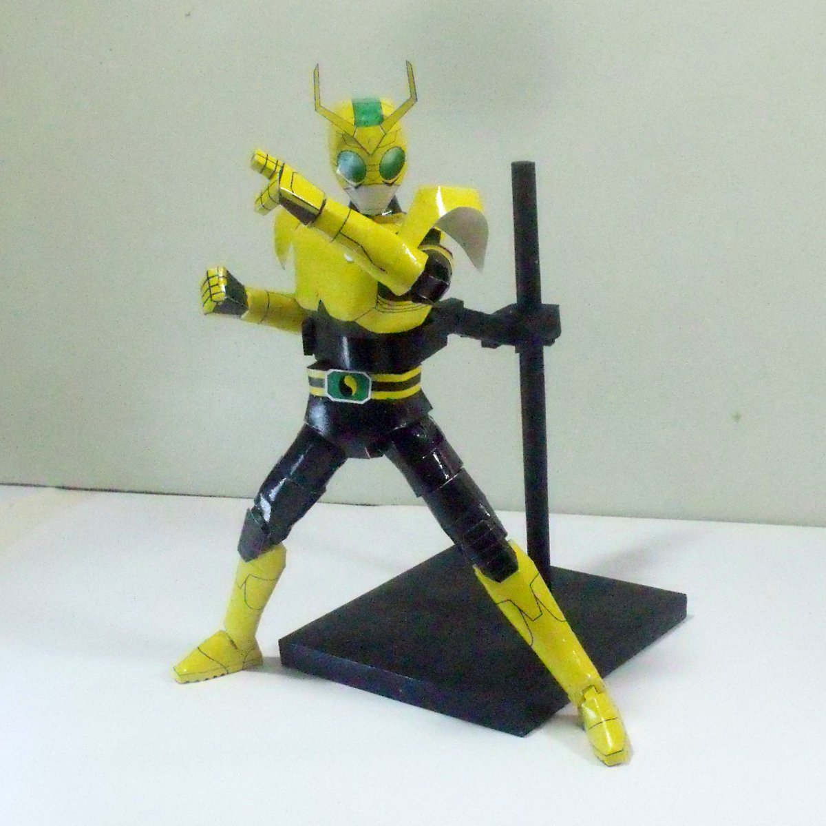 TitanPapercraft's tweet photo. Insector Sun, O Guardião da Terra em Papercraft
https://t.co/gjplACiST7
#InsectorSun #papercraft https://t.co/QmZILvPtrj