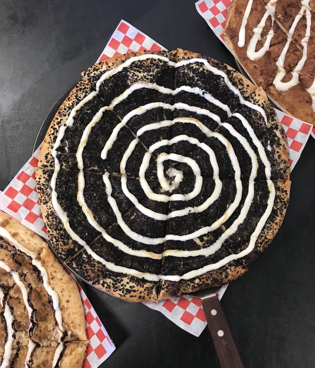 PPCProvo's tweet image. IT’S GIVEAWAY TIME!!! We are giving away a $10 certificate for our provo restaurant! 🍕🍕🍕
To qualify:
1st- you must be following @PPCProvo 
2nd- you need to like and retweet this tweet! 
We’ll announce our winner on Wednesday of this week!