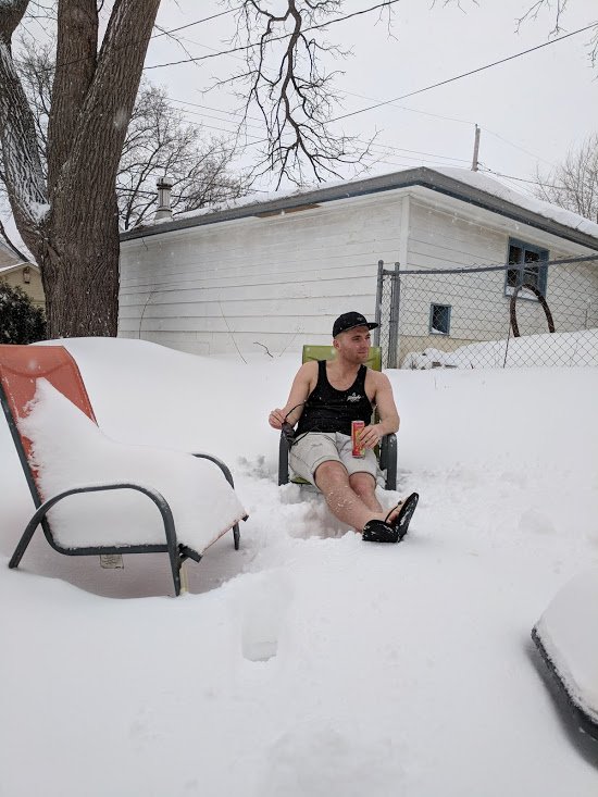 TheTimSnyder's tweet image. When you and your state are having disagreements about what season it is....

#MinnesotaSpring #MinnesotaBlizzard