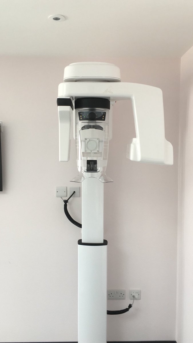 DigitalJamesDD's tweet photo. Think you haven’t got Room for a OPG or CBCT think again the @CarestreamDentl #CS8100 has such a small foot print you can have one installed in surgery. #thinkagain #smallbutmighty available from @THE_DD_UK offering you the best deals #everyday #togetherwedomore https://t.co/gl67PzZk6L