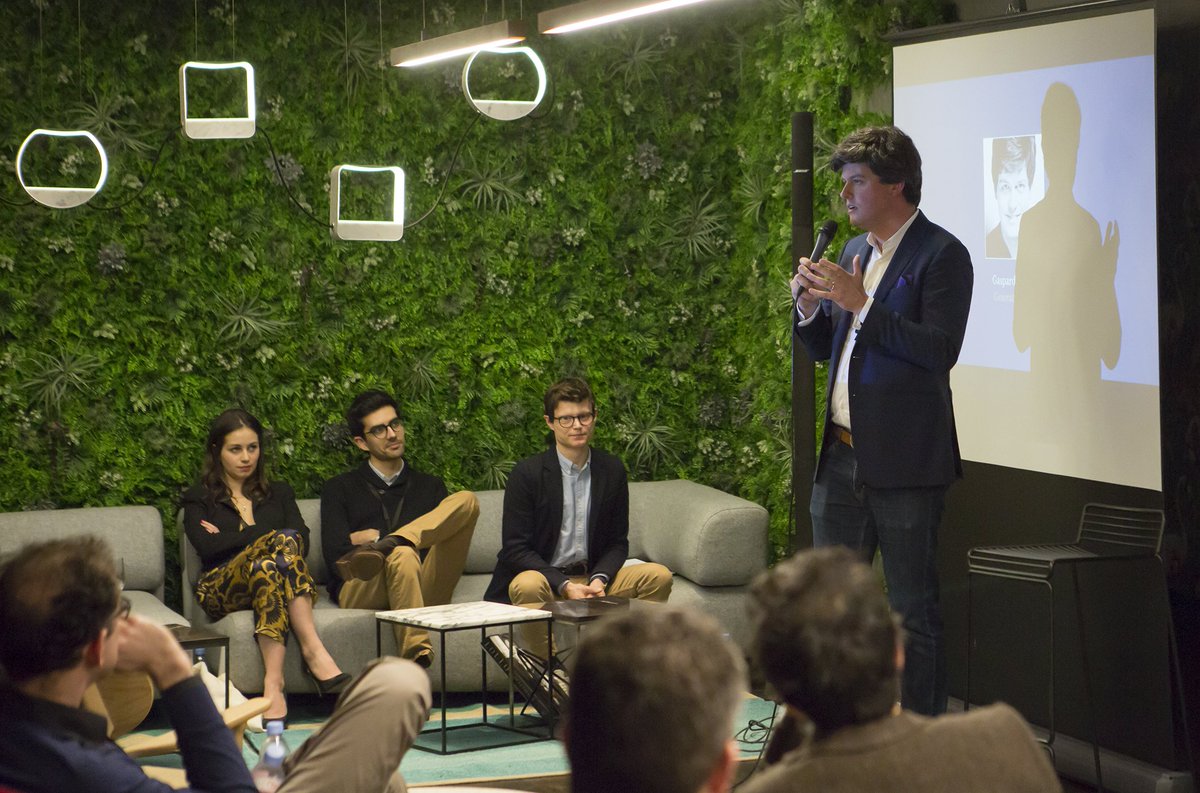 brightness_fr's tweet photo. Le Club B|fore continue d’explorer le futur en présence d’experts de renom. Lors de la dernière rencontre, les organisations décentralisées étaient au coeur du débat ! #Bfore
📷 Retrouvez toutes les photos par ici : https://t.co/UzJMO0aLnq https://t.co/ngpsyx11Hh