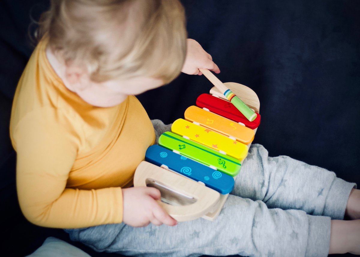 ORAEYC's tweet photo. We are Kicking off #WOYC18 with Music Monday—let’s see what the children can do! Music not only develops math, language, and literacy skills, it also encourages a fun, healthy, and creative lifestyle. https://t.co/BSnHCK8cHp