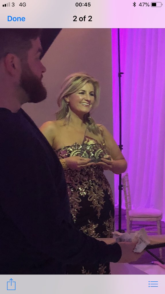 JenniferBVR's tweet image. Best feeling ever #Winners 🏆#bestbeautysalon #ImageBOB18 #vanityrooms #teamvanity