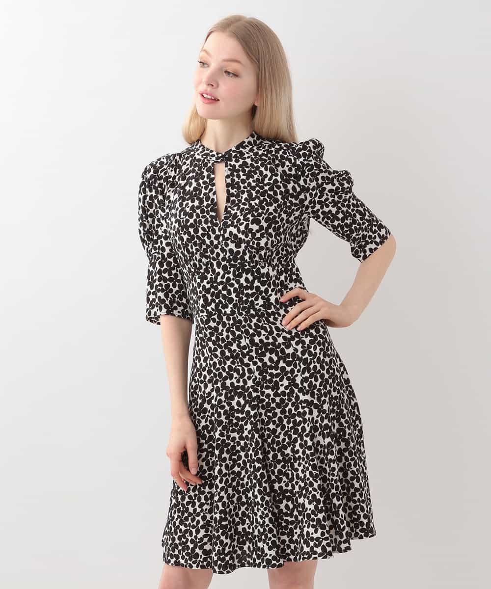 Tara Jarmon Japan クローバーワンピース フジテレビ コンフィデンスマンjp で着用されました T Co Gwhzpxxlke タラジャーモン Tarajarmon コンフィデンスマンjp クローバー ワンピース