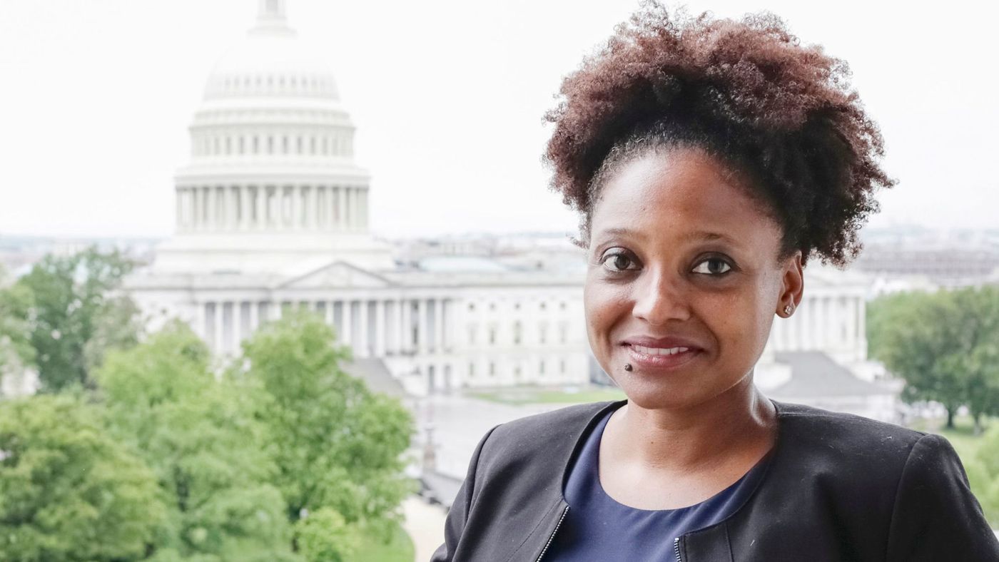 Happy 46th Birthday to our U.S. Poet Laureate Tracy K. Smith.    