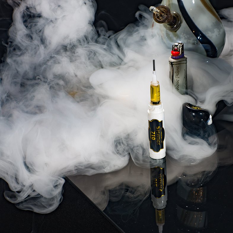 Speakeasy710's tweet photo. Discrete, effective and no-psychoactive. CBD distillate is easy to use to refill your vape cartridges. Available online at https://t.co/MGe1y0cmHw

#CBD #Distillate #Dabber #SpeakeasyCBD #Cannabidiol #VapeInStyle https://t.co/QJCv7b35Pq