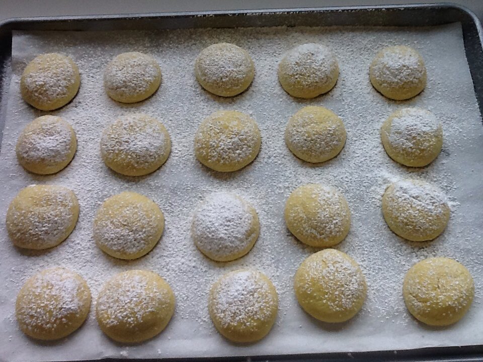 mtp_working's tweet photo. Lemon cookies, chocolate chip cookies and more! All being sold by Sugar Rush this week! @RedClaySchools #mtp #sugarrush https://t.co/7cIOvJSVqJ