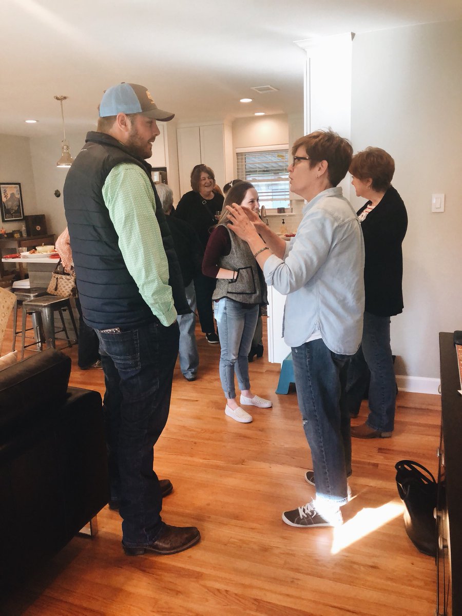 KendallScudder's tweet photo. I heard concerns from Dallas voters about the costliness of insurance, high-stakes standardized testing, and the opioid crisis.
I want to hear from you. Our listening #TXValuesTour hits Leonard tonight and Mabank tomorrow. Join us! #TXlege #TXed
https://t.co/y1VYhhLgpM https://t.co/x6vDpyhGPI
