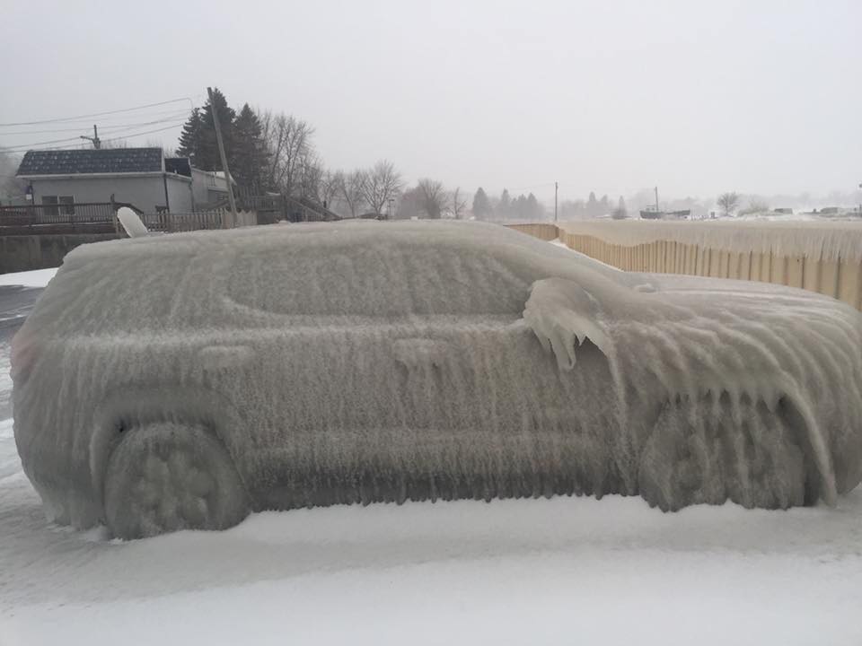 Local4News's tweet image. Things got a bit icy this weekend in Michigan --- photo from Donna Lasley LaLonde in St. Ignace