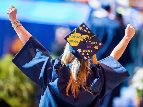 WVUHousing's tweet photo. Will you be a first-generation college student at WVU next fall? Still looking into which residence hall is the best for you? Be sure to check out our FirstGen Living-Learning Community in Dadisman Hall! #GoFirst #WVU22 

https://t.co/jXoLYcITlo https://t.co/bYT6aEA2wb