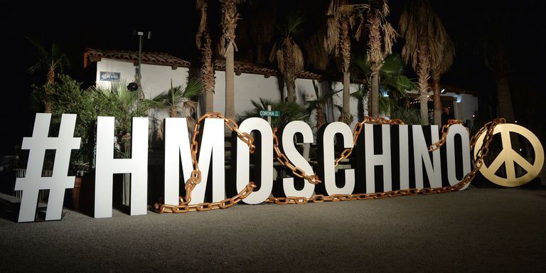 mrpolished__'s tweet photo. H&amp;M Italian-style!
Lees hier meer over de aankomende designercollectie.
#hmoschino #hm #Moschino #fashion https://t.co/eWZ5bIRacg https://t.co/fysXLg6abf