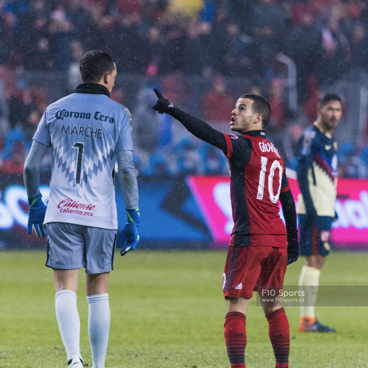 f10sports's tweet photo. 🐜 #Giovinco #RoadToFinals
#TFCLive #SCCL2018 #TORvAME #ProstAmerika #BMOField #SportsPhotographer #sebastiangiovinco #sebathings #TheAtomicAnt #TorontoFCvsClubAmerica #Scotiabank #CONCACAF #ChampionsLeague #Toronto #F10Sports #F10SportsPhotography https://t.co/YFp8ItkfY6