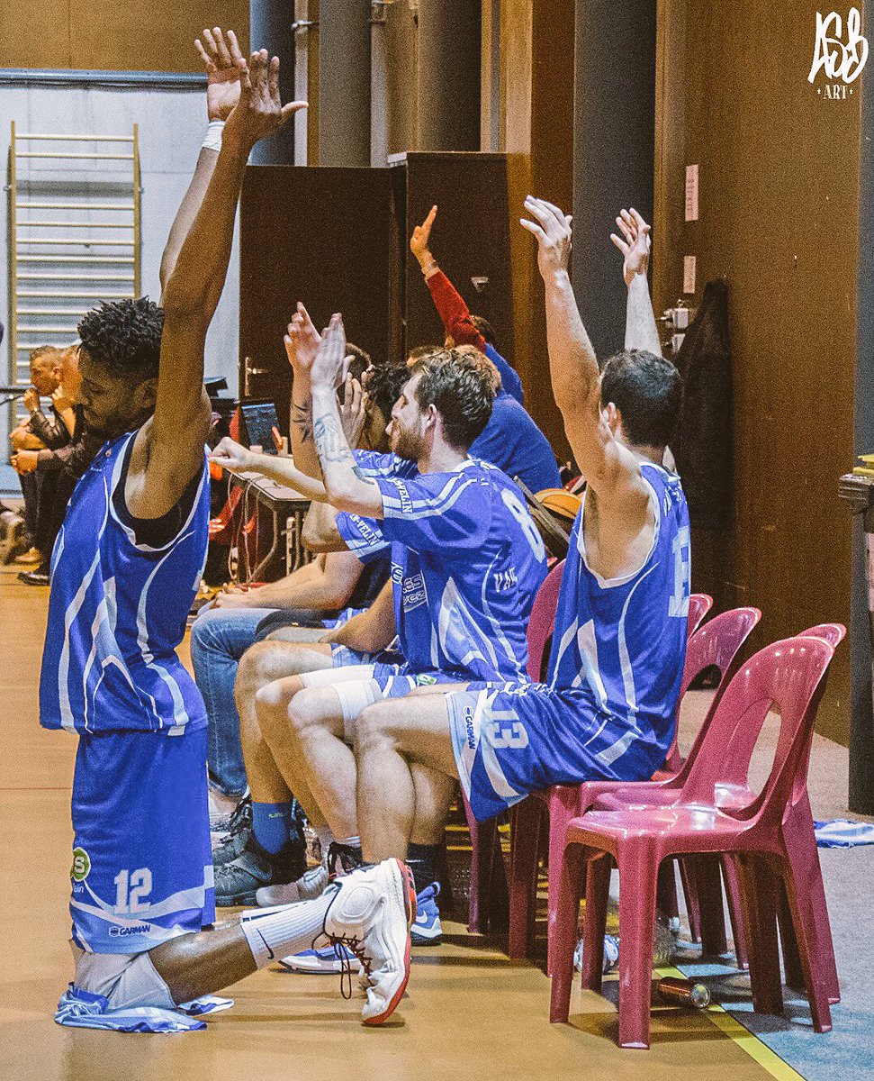 ASB_Art's tweet photo. 14.04.18
Roche-La-Molière📍
@VaulxBC pour la montée en #NM2 🏀
#ASBArt 📸 https://t.co/HhJL9ed0hv