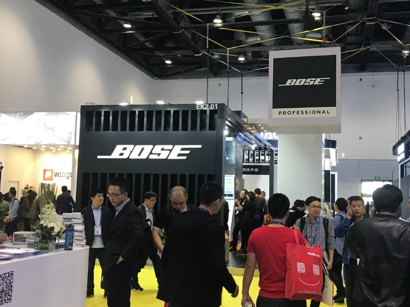 BosePro's tweet image. 1500+ people visited the #BosePro booth at #InfoComm China last week! Attendees got up close and personal with the new #EdgeMax in-ceiling loudspeaker, #Panaray MSA12x steerable loudspeaker, and #ControlSpace EX processor. The new #S1Pro also made its trade show debut in China!
