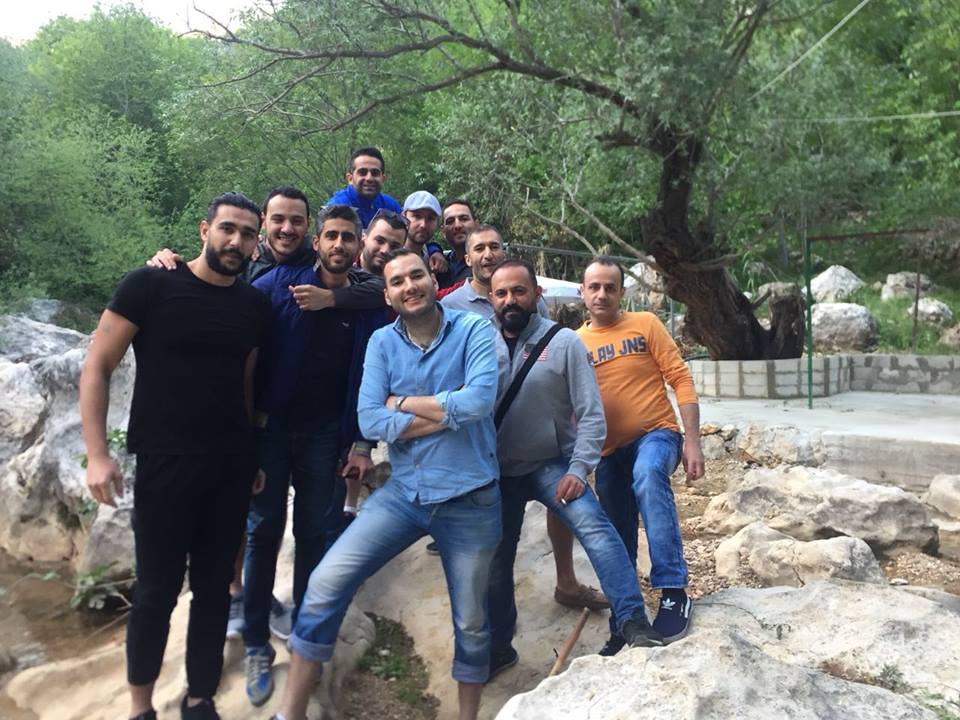 aymanshehadi's tweet photo. المدعو @AlexShevanova خرج ولم يعد، ايام ويتحول الى متأهل رسميا ...
#الفوعاني_عريس https://t.co/LxNKh4iTRy