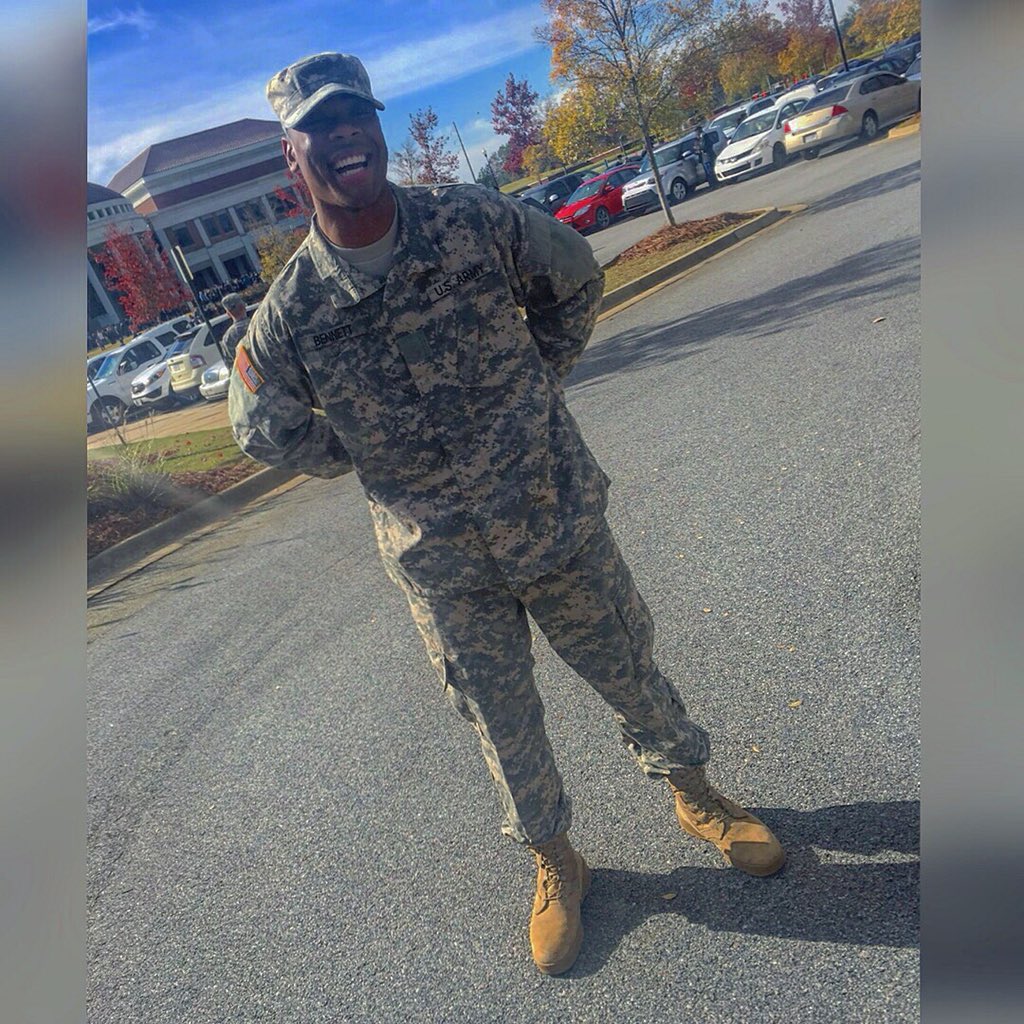 _abreeyah's tweet photo. Twitter, 
I am a 17 year old graduating Senior at Texas High School, Texarkana, TX. My older brother is in the military and he is supposed to get deployed before my graduation (May 26) . Please help me reach 5K retweets so he can be in attendance ! It would mean the world to me! https://t.co/VMFKMcCVm5