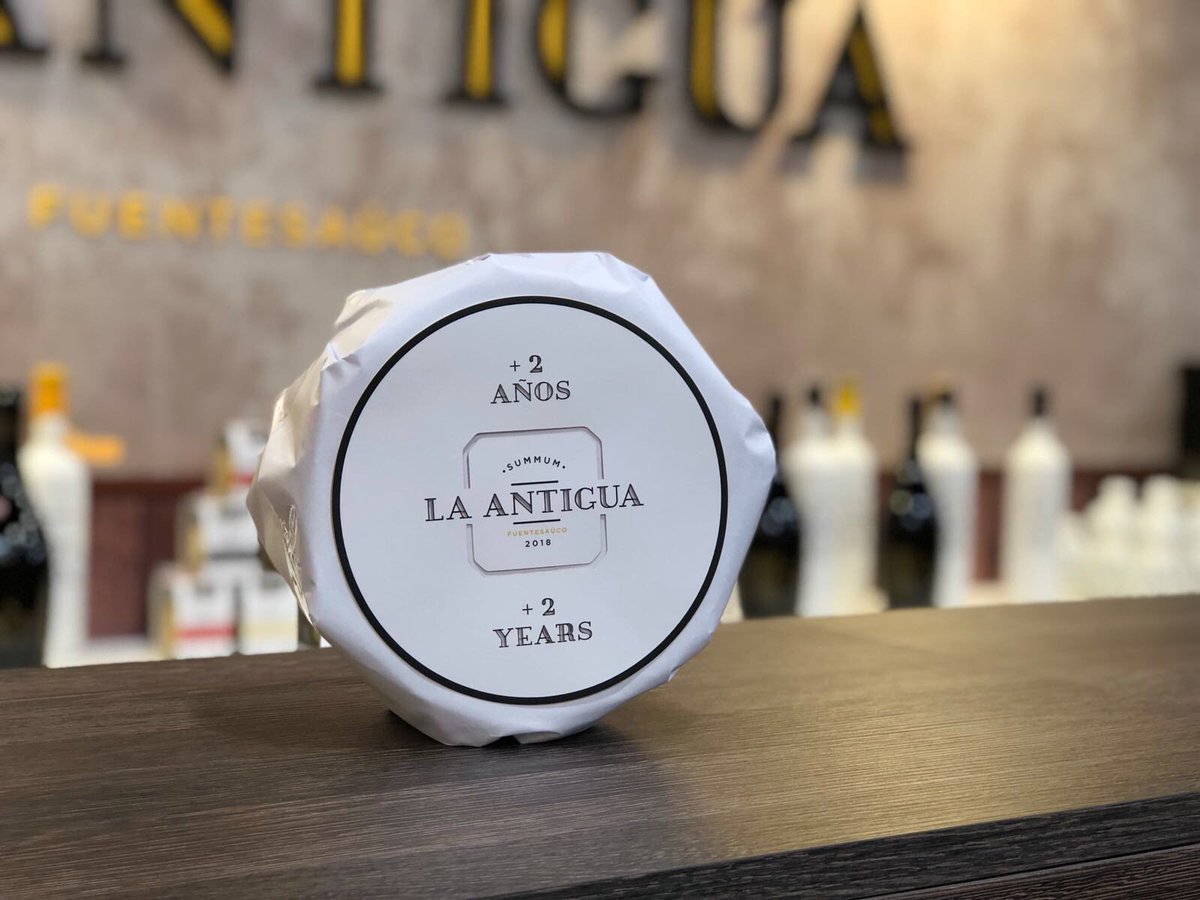 No puedo dejar de hablar de nuestro SUMMUM 2018. Está increíblemente bueno. ¿Te pasas por nuestro stand de la Zona Premium de <a href="/AlimentariaBCN/">Alimentaria</a>?  #LaAntiguaAlimentaria #LaAntiguaPremium #Alimentaria2018