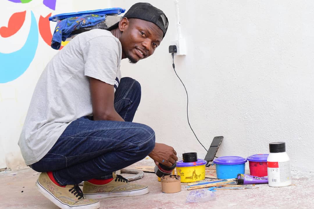 Lekanskillz's tweet photo. This is how my weekend went down. Swipe 👈
_____
#mural #muralartist
#interor #studiointerior
#photographystudio #lekanskillz 
____
shot by @nasiruahmed_photography https://t.co/7tga20zfSK