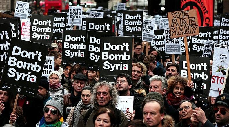 Assemble today from 5pm at the fountains, we march from about 6pm, to say no to further British military intervention in Syria. #DontBombSyria #stopbombingsyria @STWuk