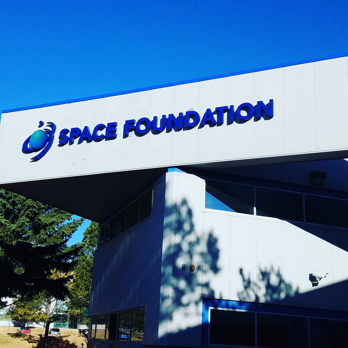 AmandaAlmany's tweet photo. 34th Space Symposium! This place is amazing! So excited to be here as a teacher liaison, representing @rollamiddle. #spacefoundation #spacesymposium2018 @jmzink13 https://t.co/CKAmmwUbR0