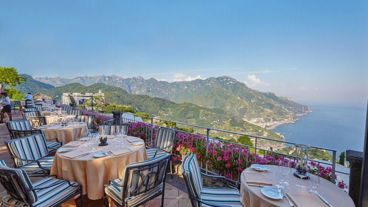 /Blog: "Our list of the world's most luxurious restaurants. Here, discover breathtaking restaurants from the Amalfi Coast to the Pacific Coast, the Caribbean and Mexico."
Read more by #ELEQT contributor <a href="/TheBestInLuxury/">The Best In Luxury</a> at ELEQT.com/blog/336442