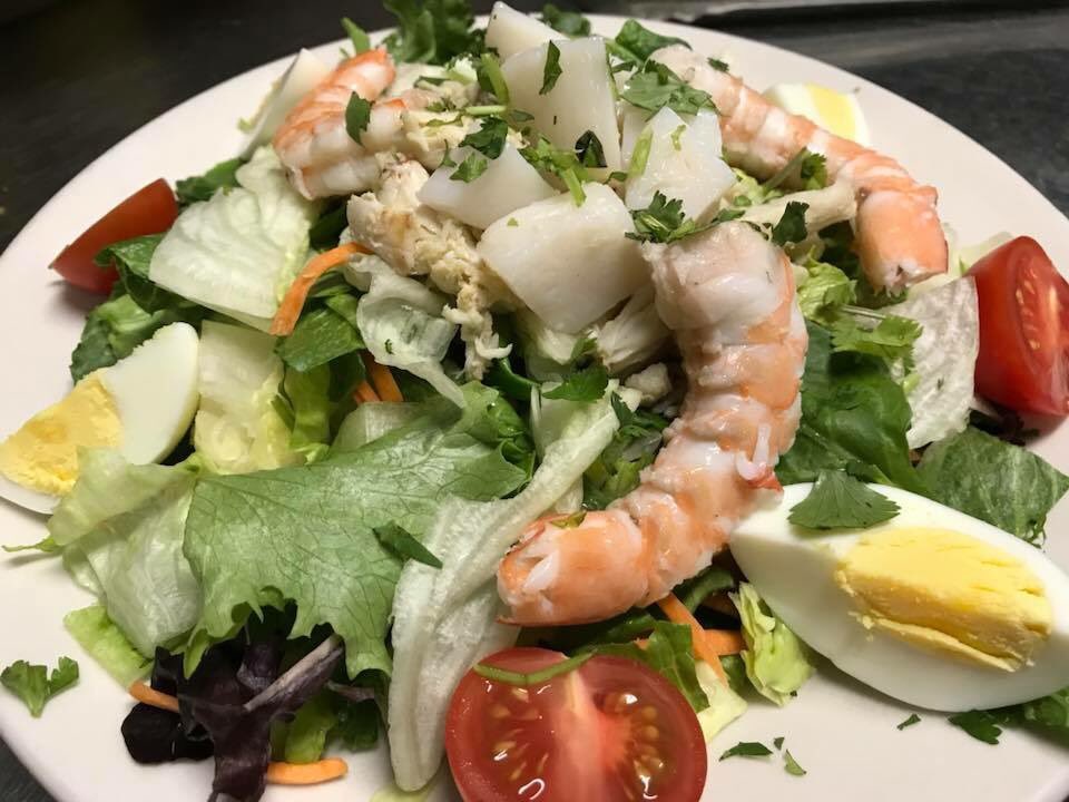 Our Seafood Salad will have you dreaming about your next beach vacation 🥗 🦀 🏖 #KnoxvillesBest #SeaToTable #knoxrocks