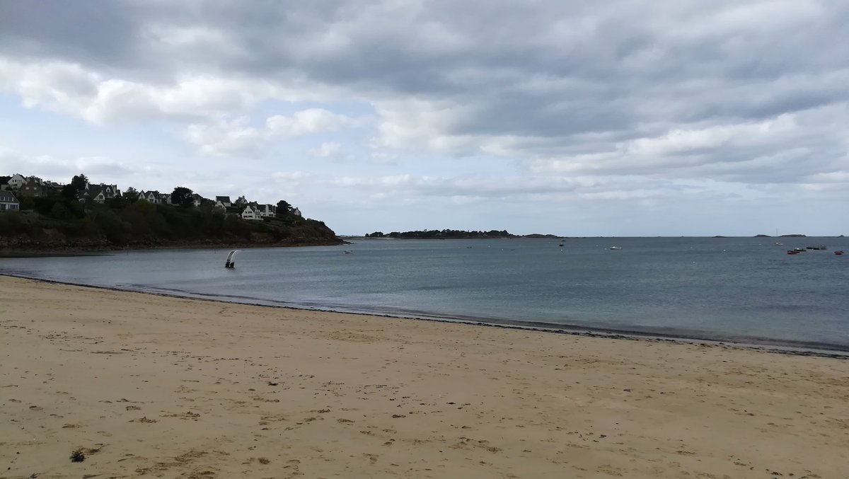 nhdp's tweet image. Une certaine idée de l'idéal breton #Carantec #Callot #Kelenn