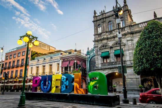 cobaep's tweet photo. Un 16 de abril de 1531 se fundó la ciudad de #Puebla
Hoy celebramos con orgullo 487 años de su fundación.
¡Felicidades! #Puebla487 https://t.co/g8N607oP69