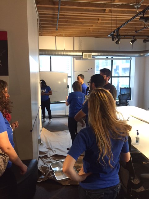 icstarsChicago's tweet image. A big thank you to @JUFChicago volunteers and @icstarsChicago alumni for their help white board painting yesterday!   #GoodDeedsDay   #SpreadGood