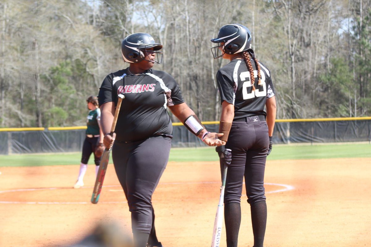 's tweet image. No other person in this world has made me value a friendship in such a short amount of time. So happy softball lead me to you and so sad to be leaving you. After two years of playing with you, I don’t know what the game was like before. I love you. ❤️⚾️  #couldntwait